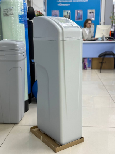 Фильтр умягчения Кабинетный RL-R110C Гейзер (суперкомпактный)